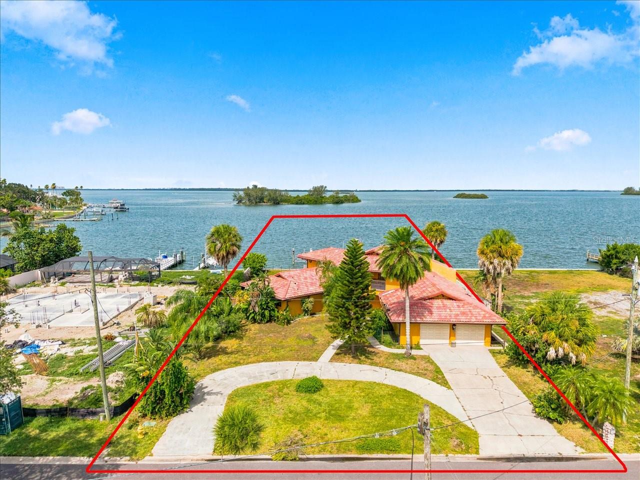 111 SHORE DR