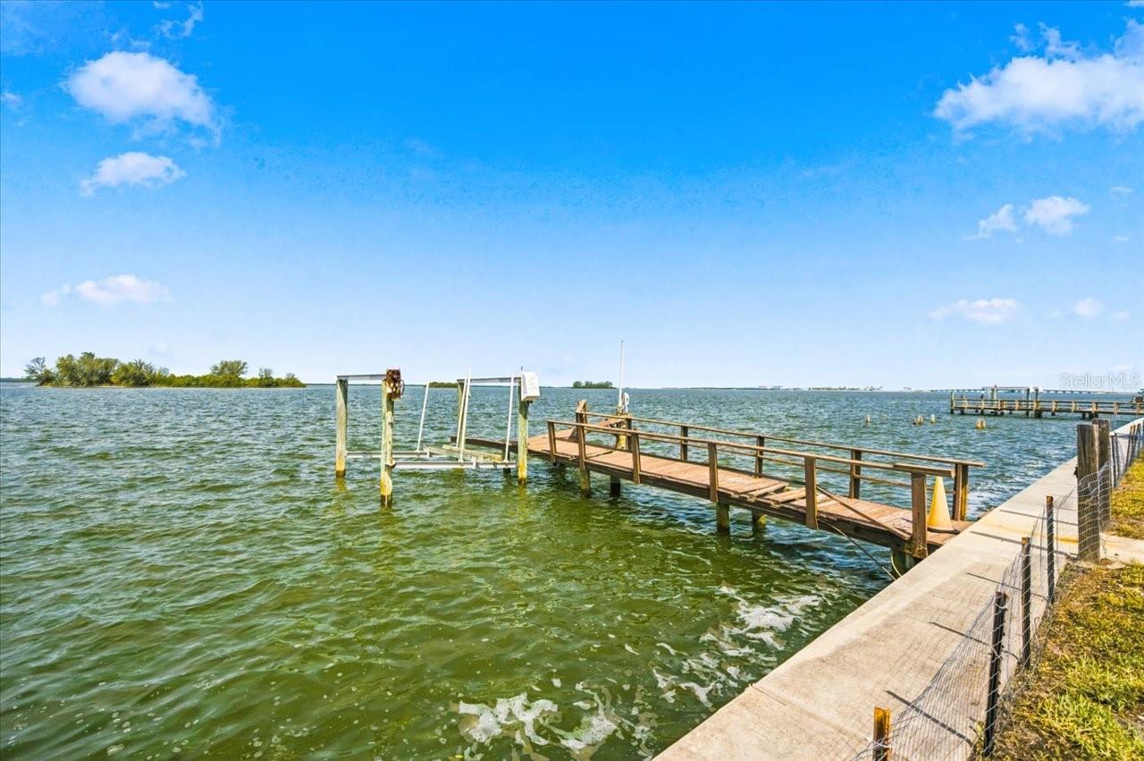 111 SHORE DR