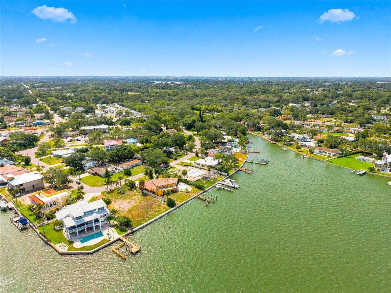111 SHORE DR