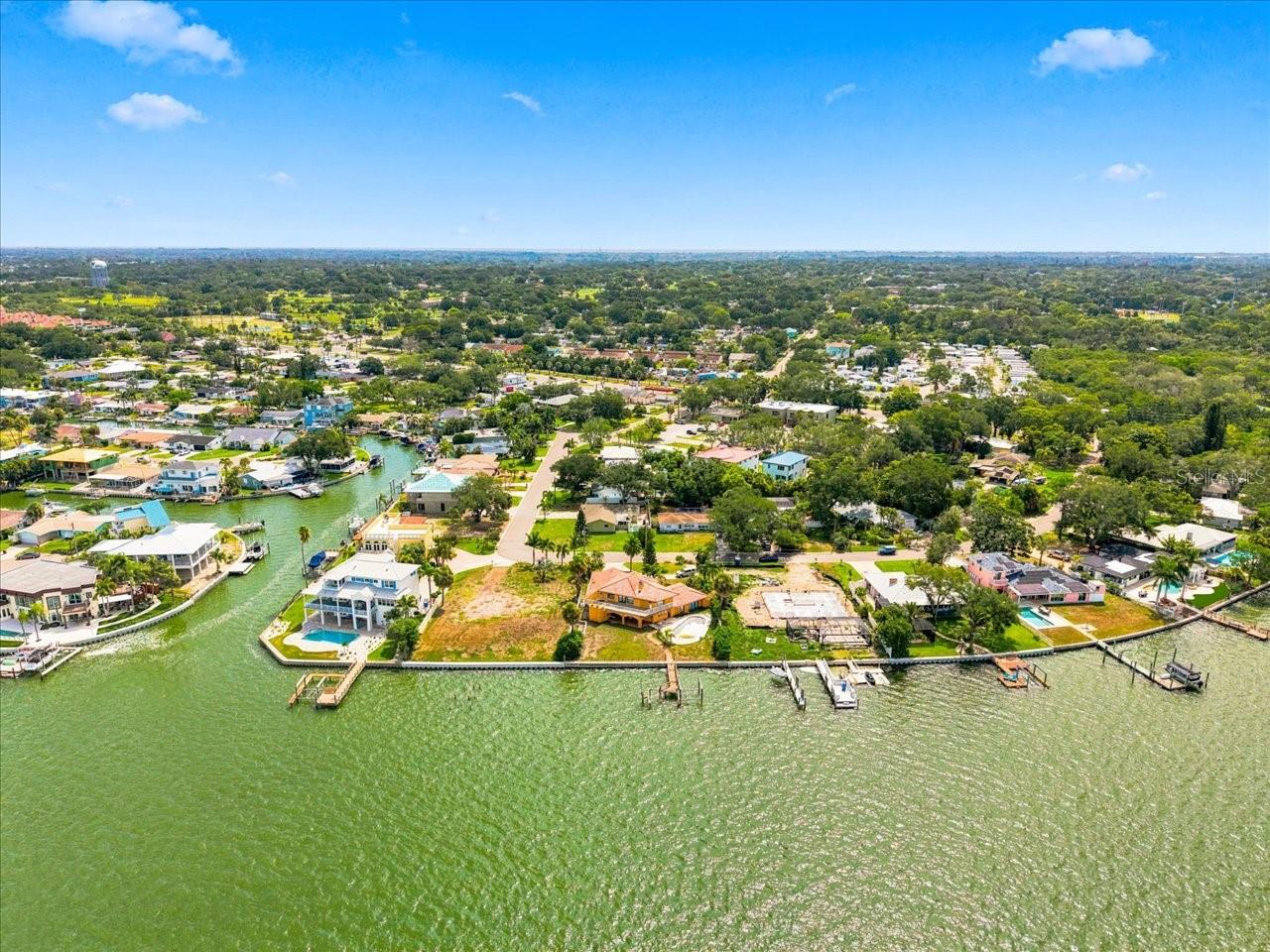 111 SHORE DR
