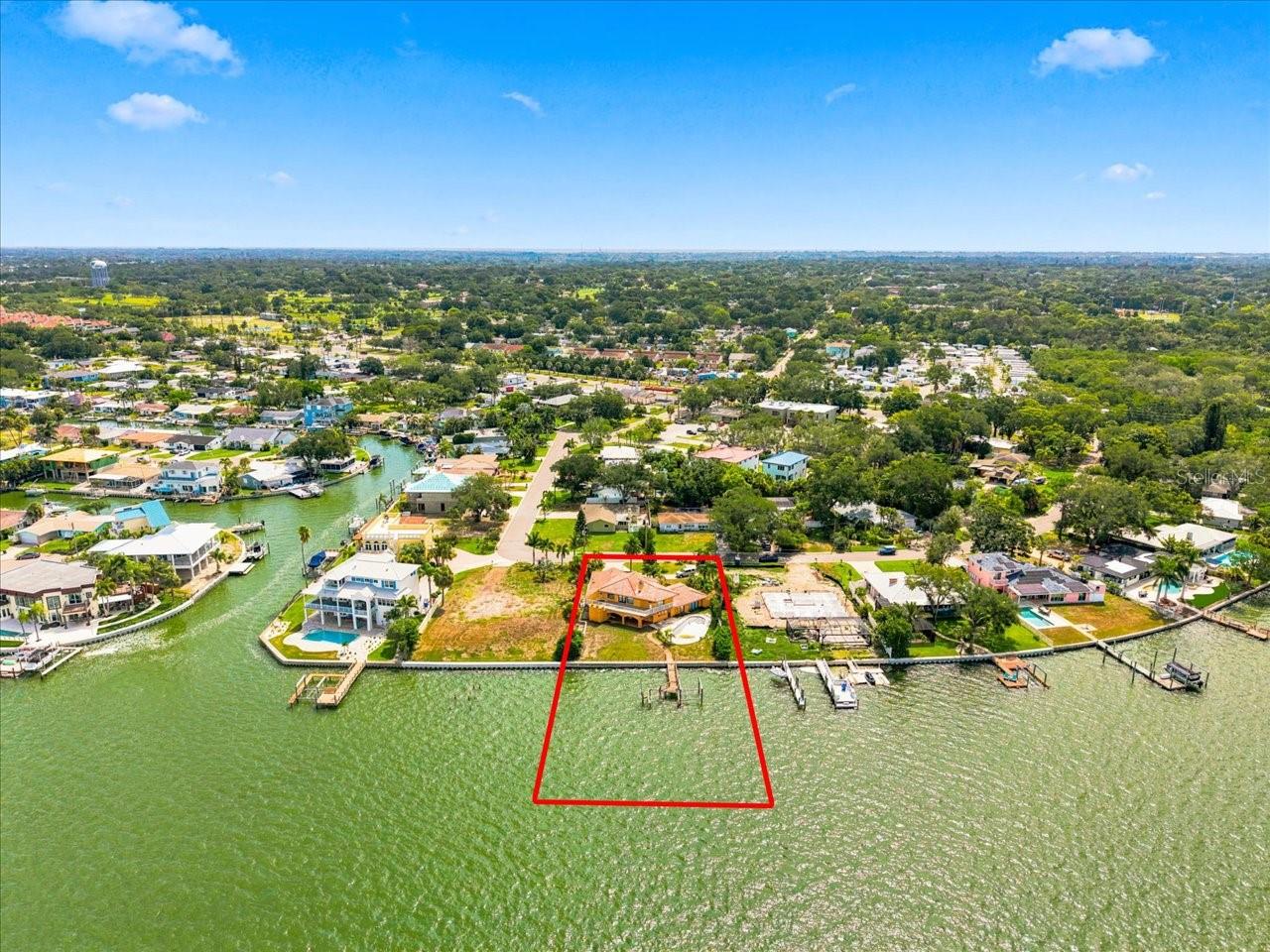 111 SHORE DR