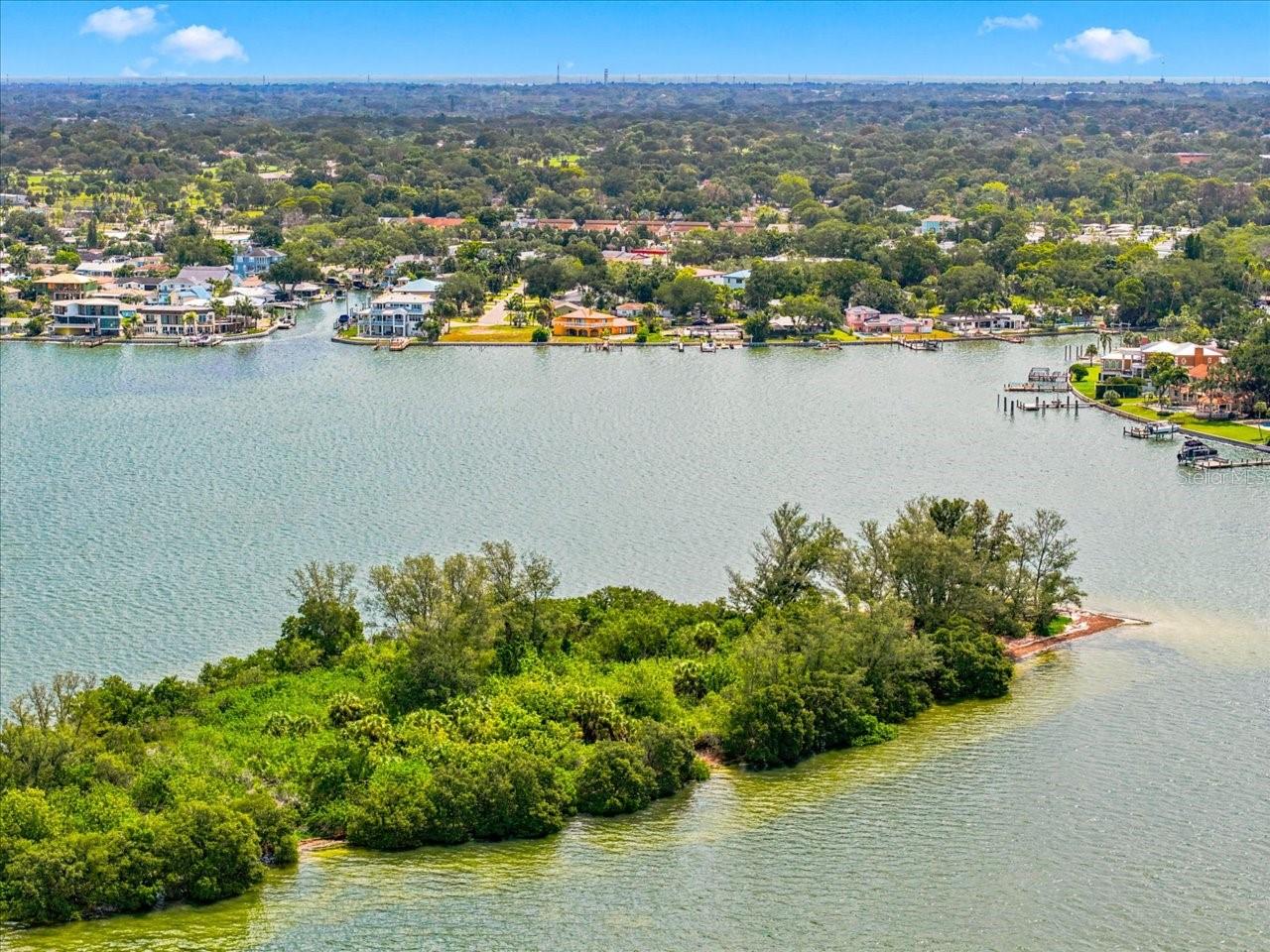 111 SHORE DR