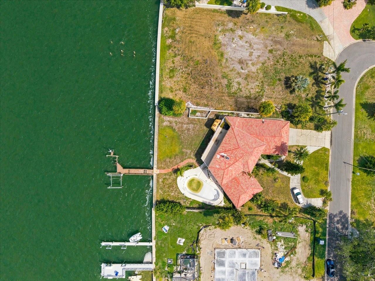 111 SHORE DR