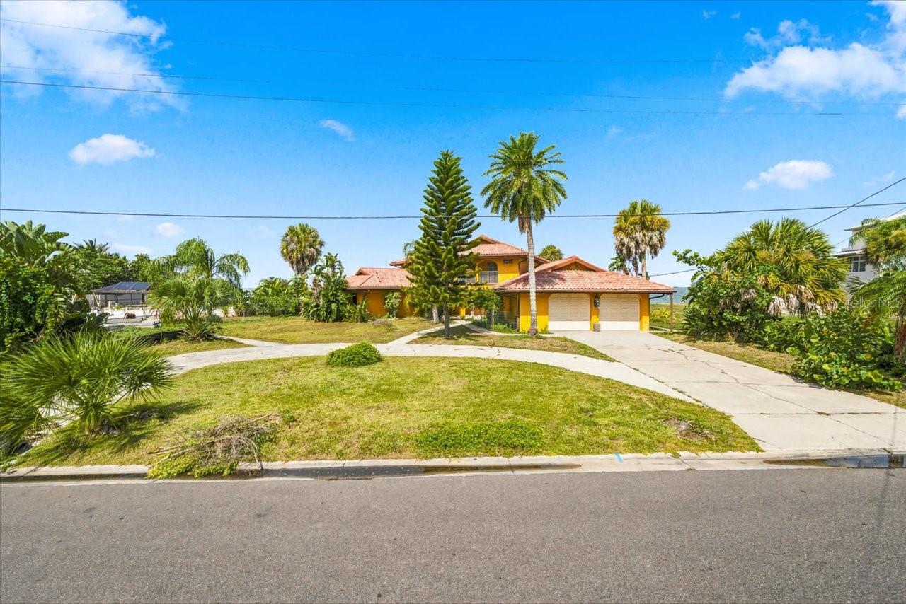 111 SHORE DR