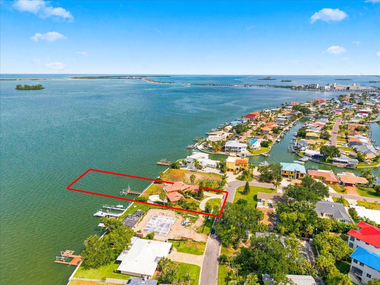 111 SHORE DR
