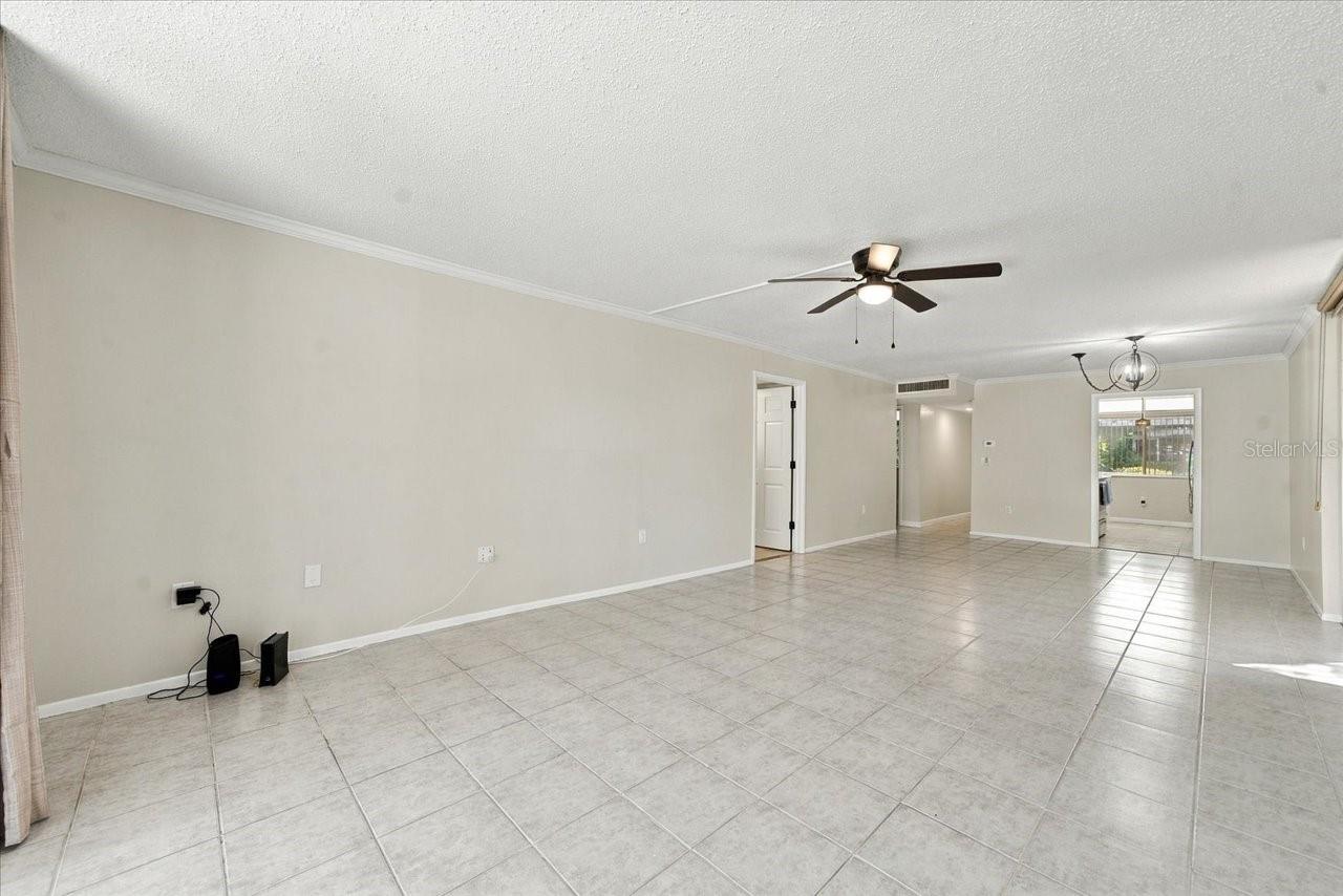 1001 PEARCE DR #111