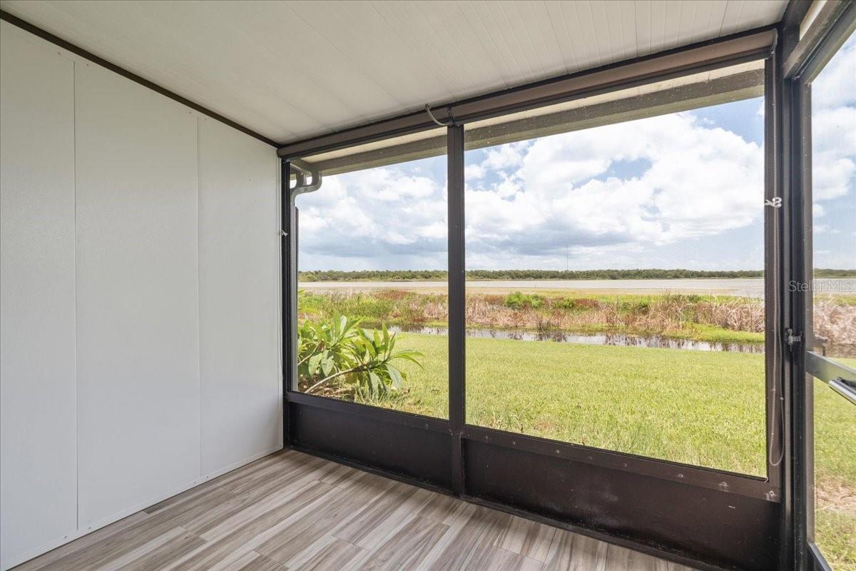 9209 SEMINOLE BOULEVARD Unit: 22