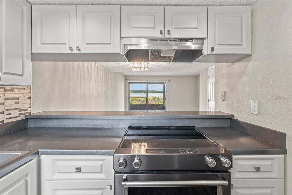 9209 SEMINOLE BOULEVARD Unit: 22