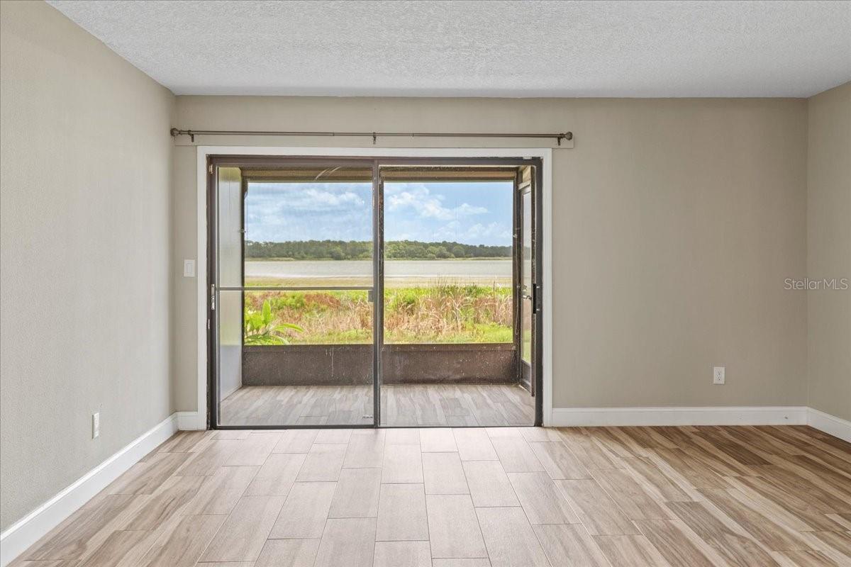 9209 SEMINOLE BOULEVARD Unit: 22
