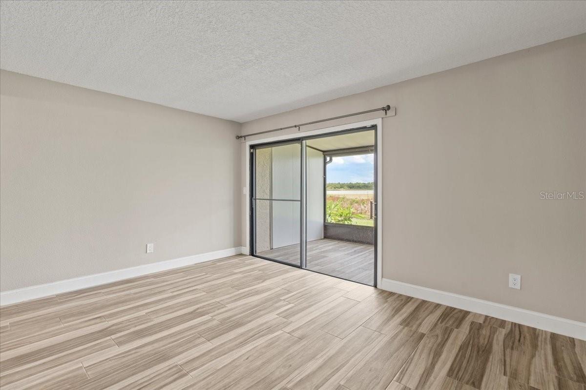 9209 SEMINOLE BOULEVARD Unit: 22