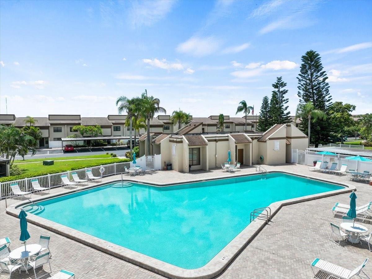 9209 SEMINOLE BOULEVARD Unit: 22