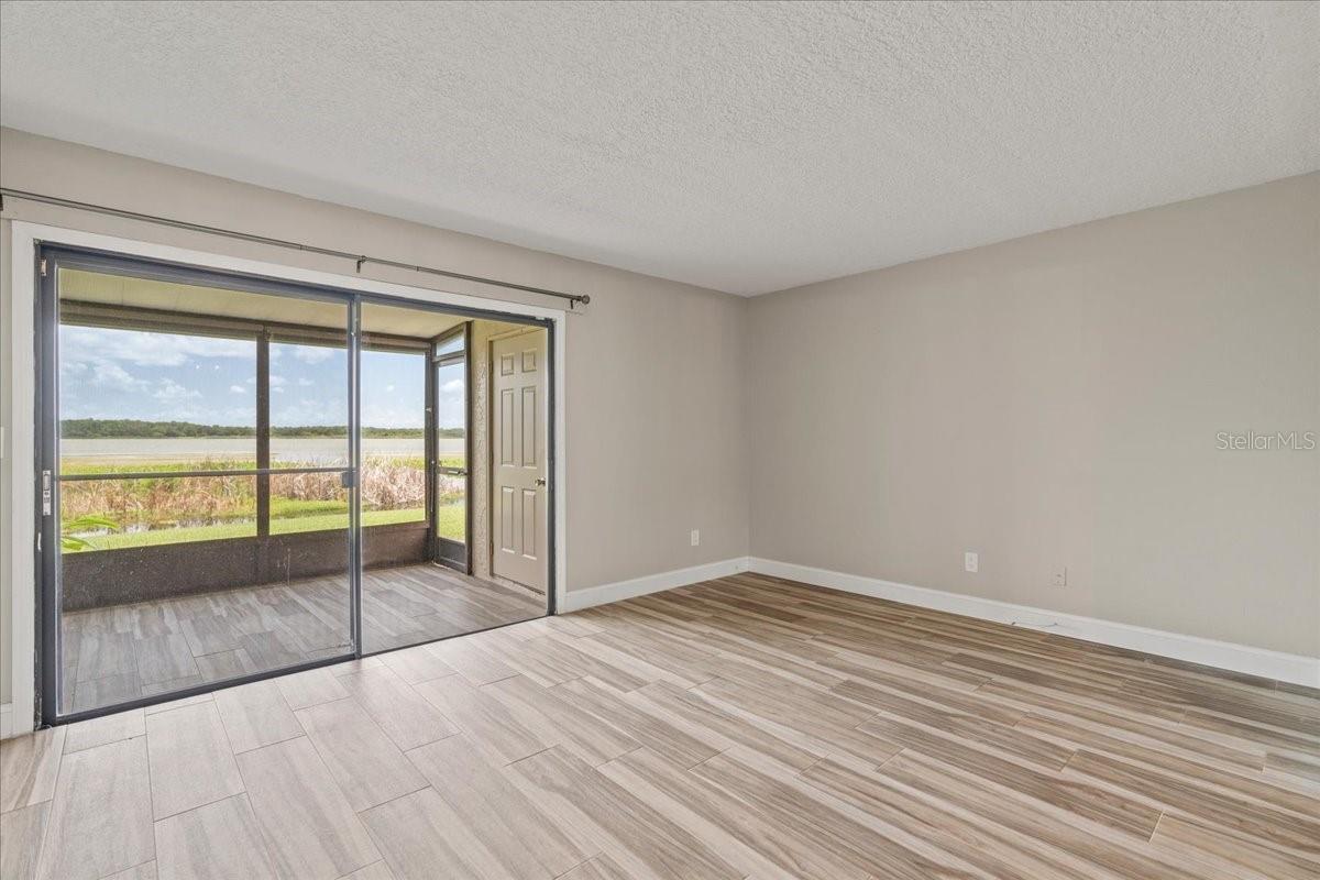 9209 SEMINOLE BOULEVARD Unit: 22