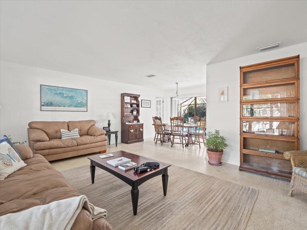 1665 MAGNOLIA DRIVE
