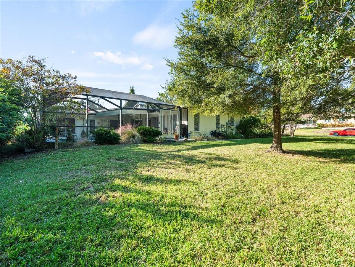 1665 MAGNOLIA DRIVE