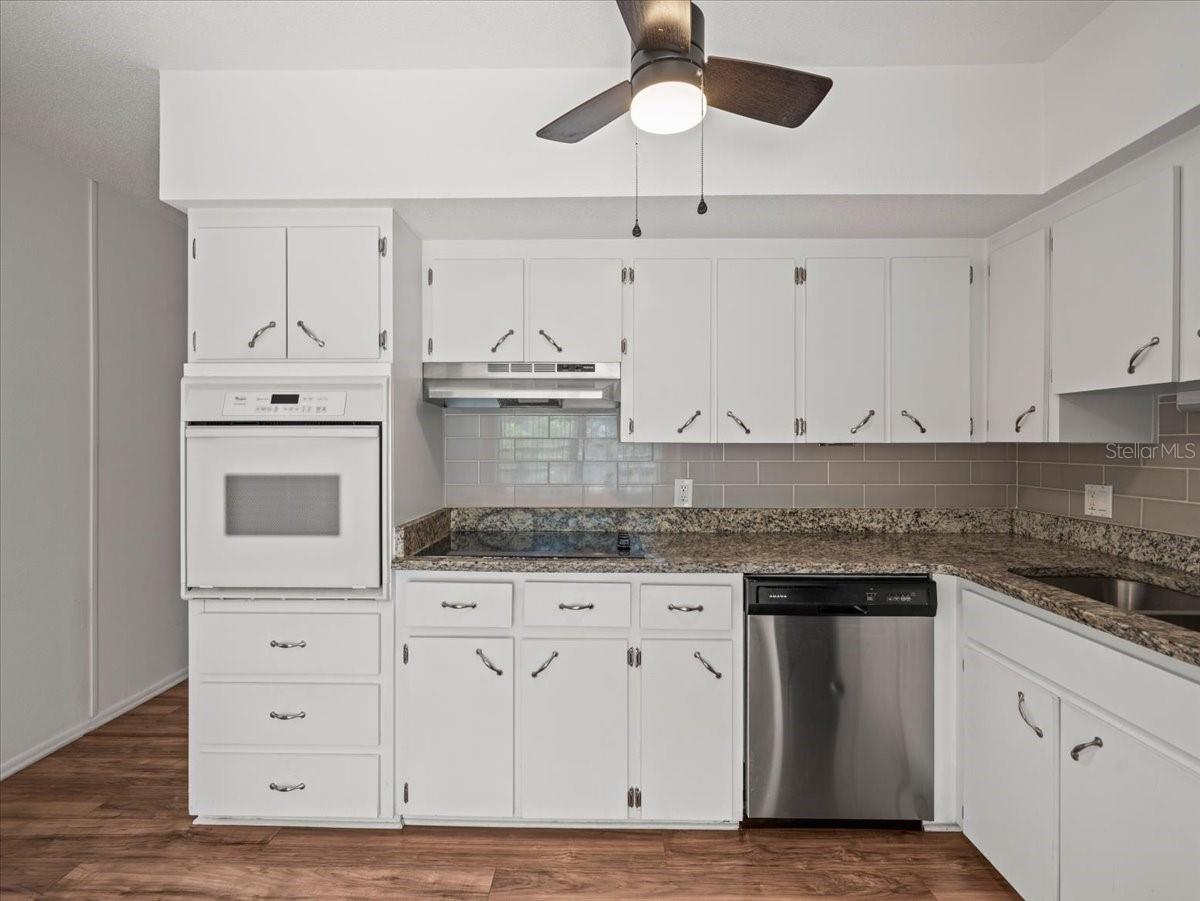 2041 AUSTRALIA WAY W Unit: 39