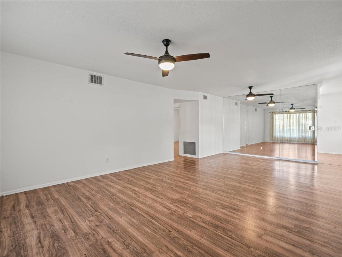 2041 AUSTRALIA WAY W Unit: 39