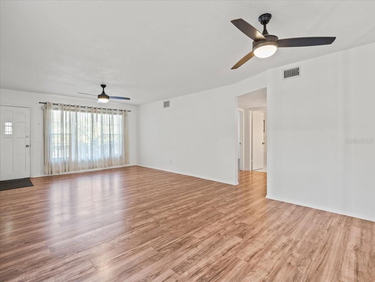 2041 AUSTRALIA WAY W Unit: 39