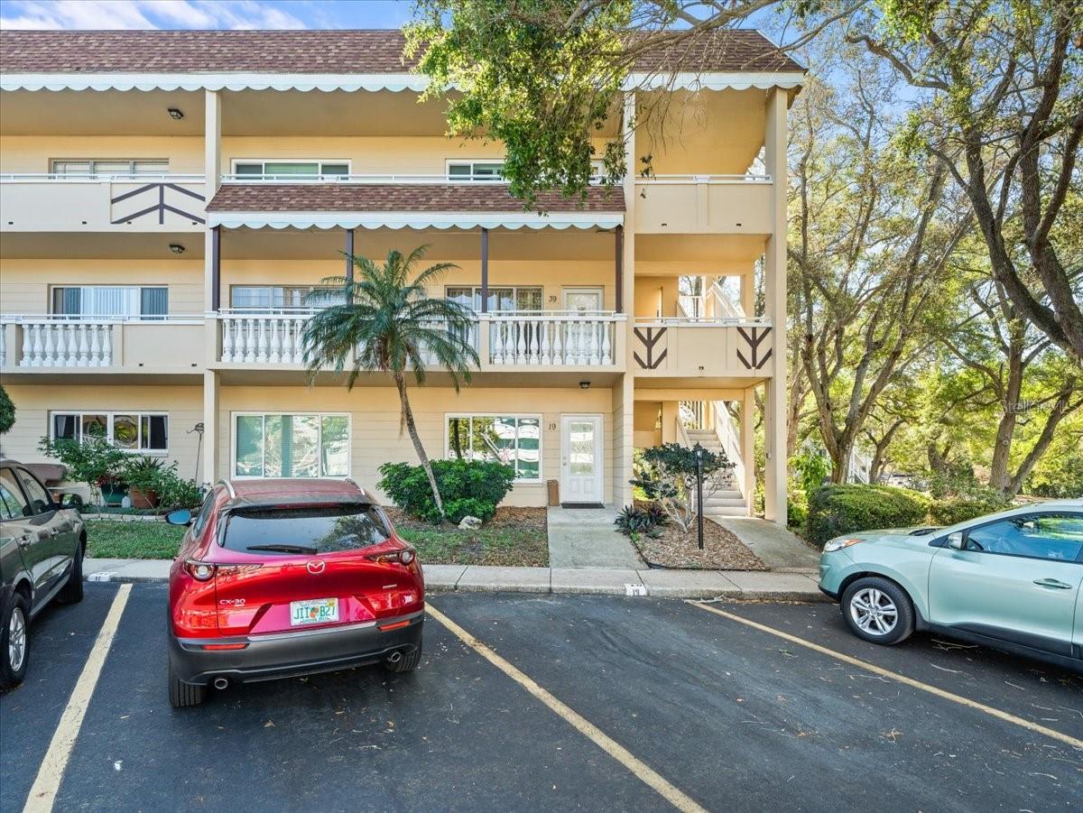 2041 AUSTRALIA WAY W Unit: 39