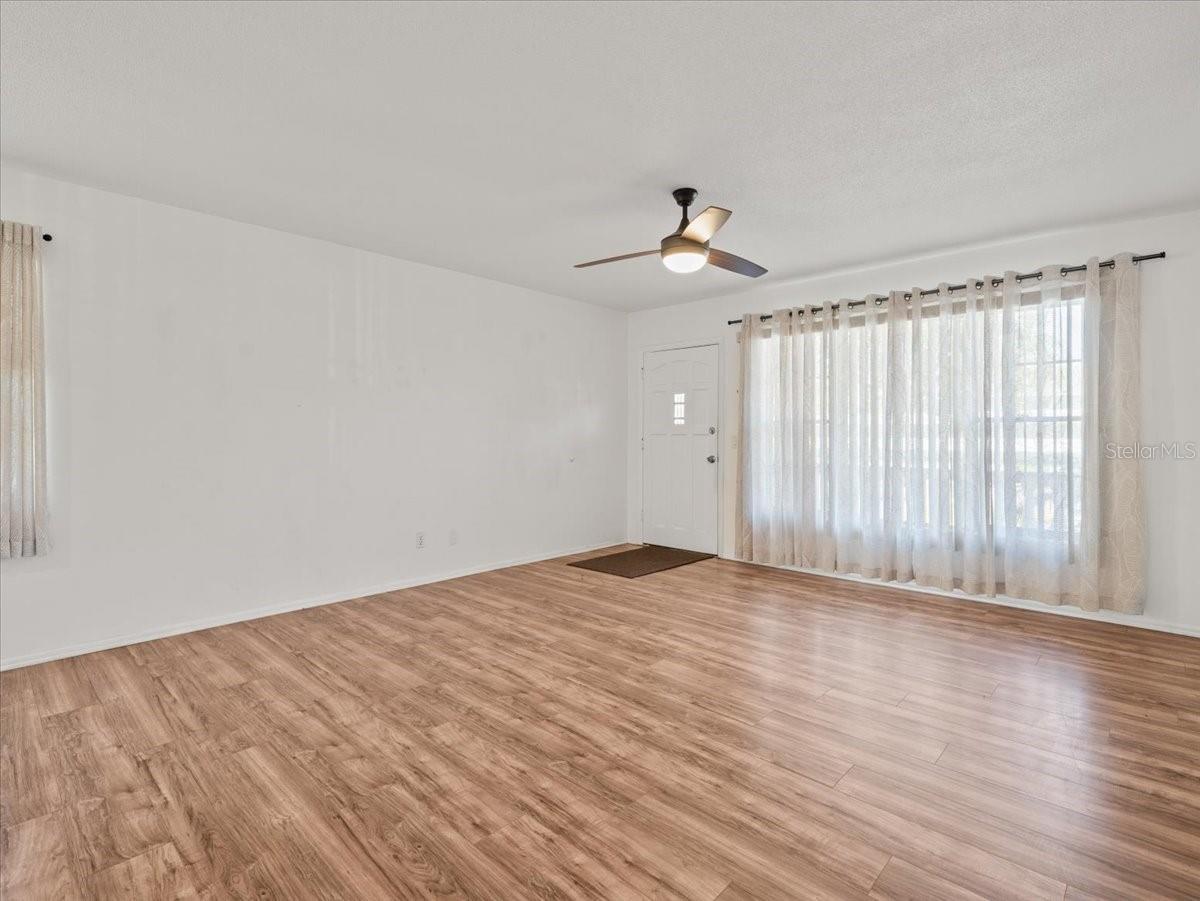 2041 AUSTRALIA WAY W Unit: 39