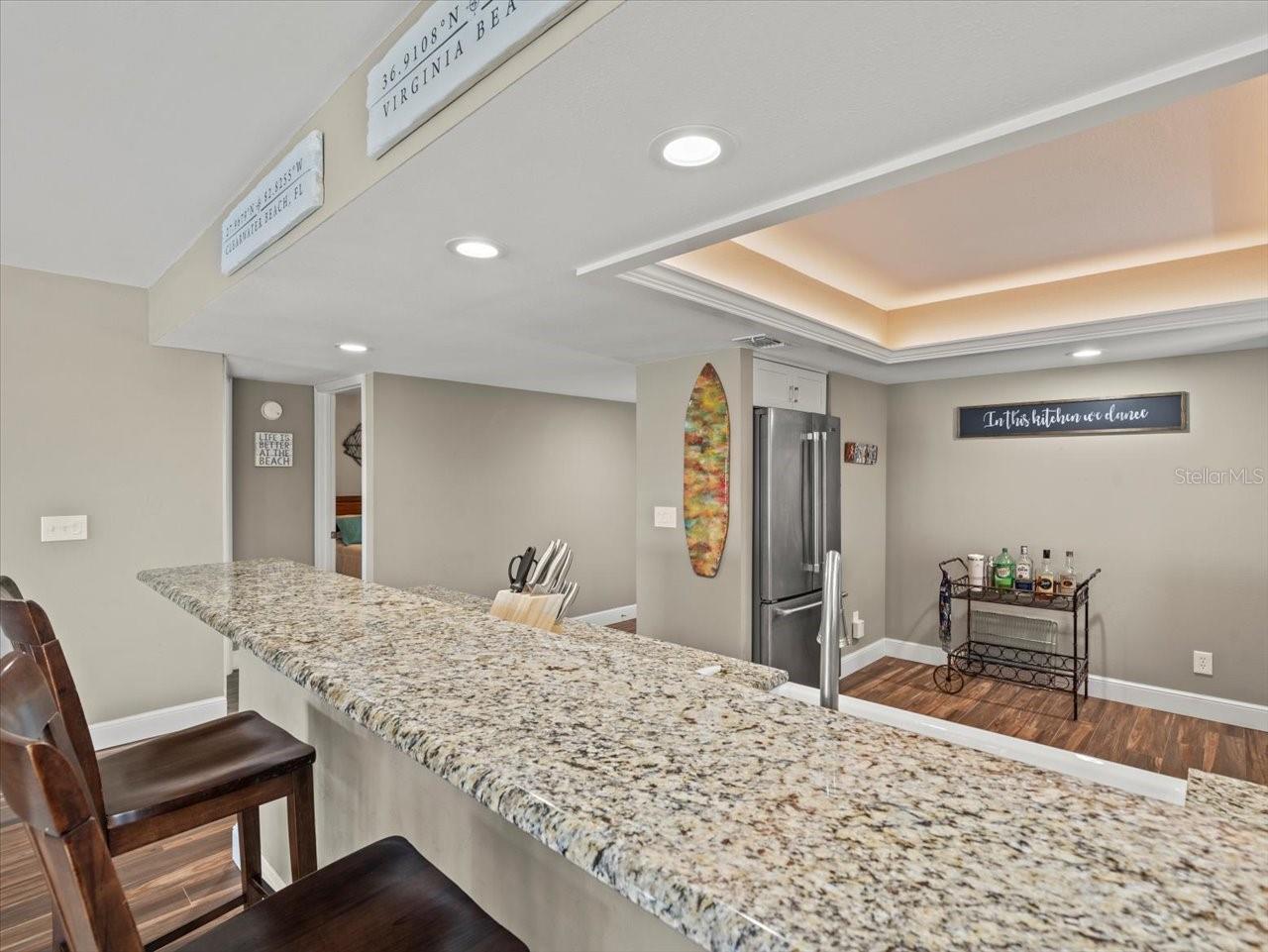 640 BAYWAY BLVD #101