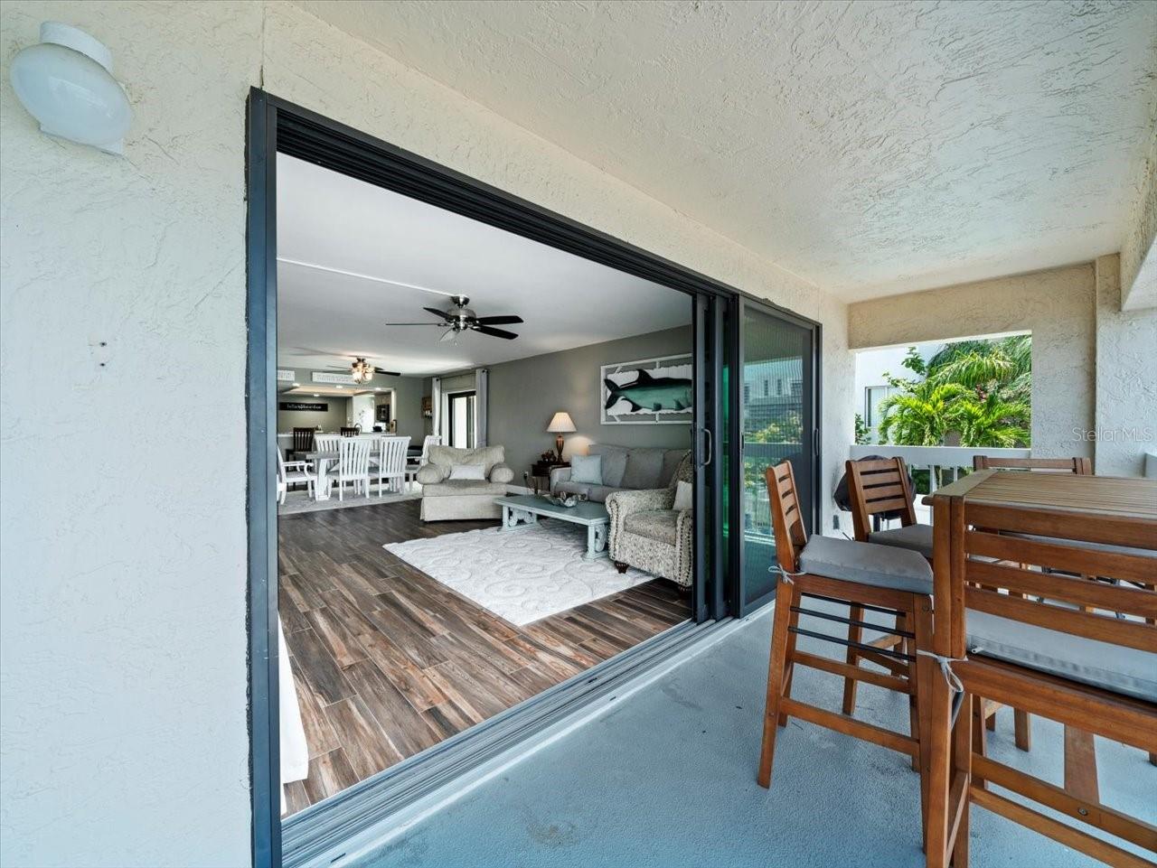 640 BAYWAY BLVD #101