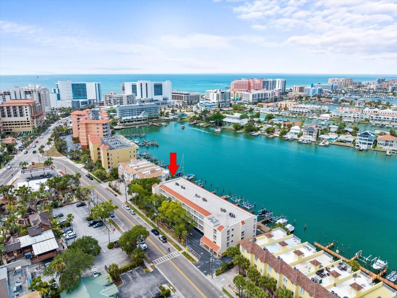 640 BAYWAY BLVD #101