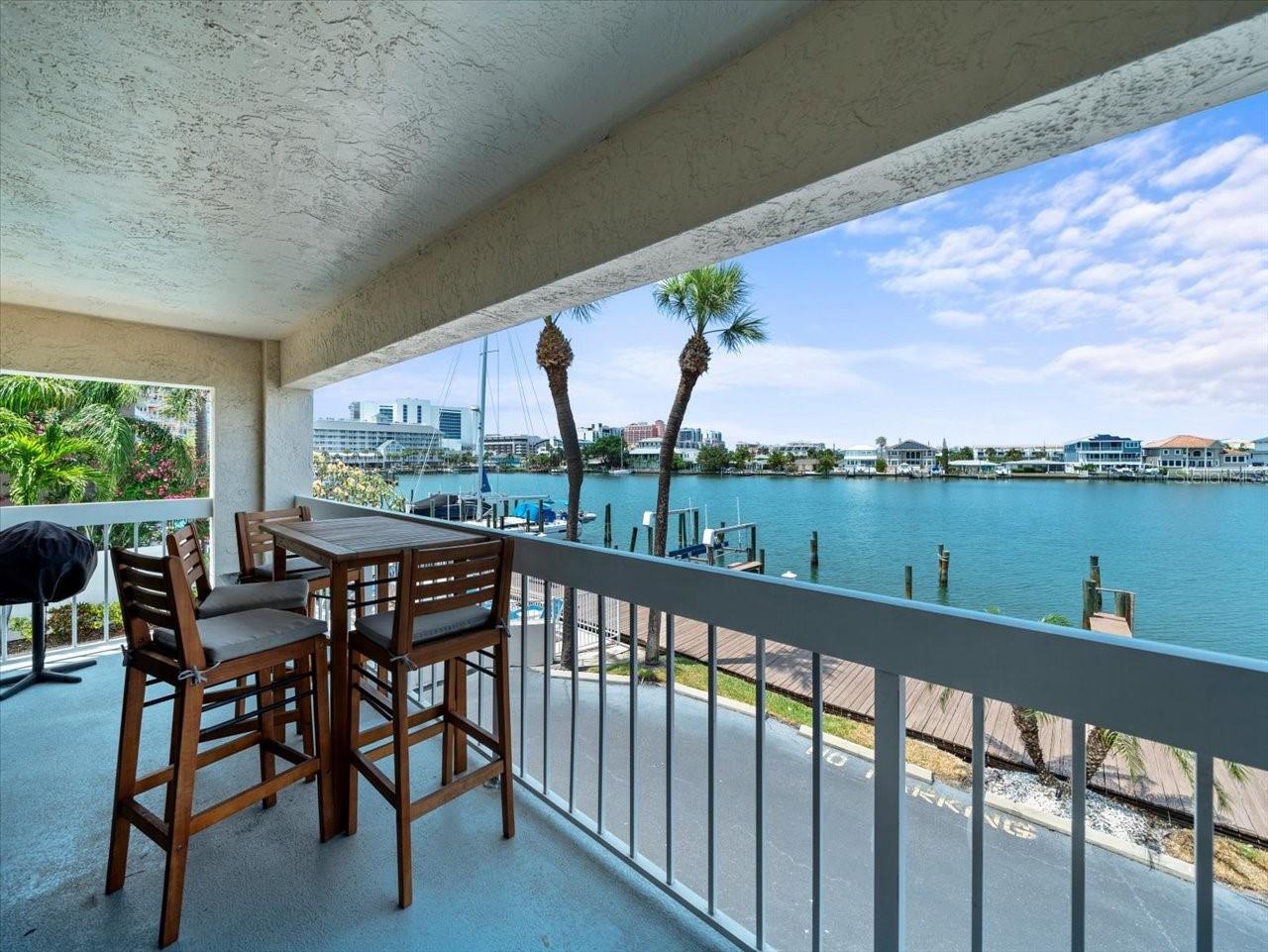 640 BAYWAY BLVD #101