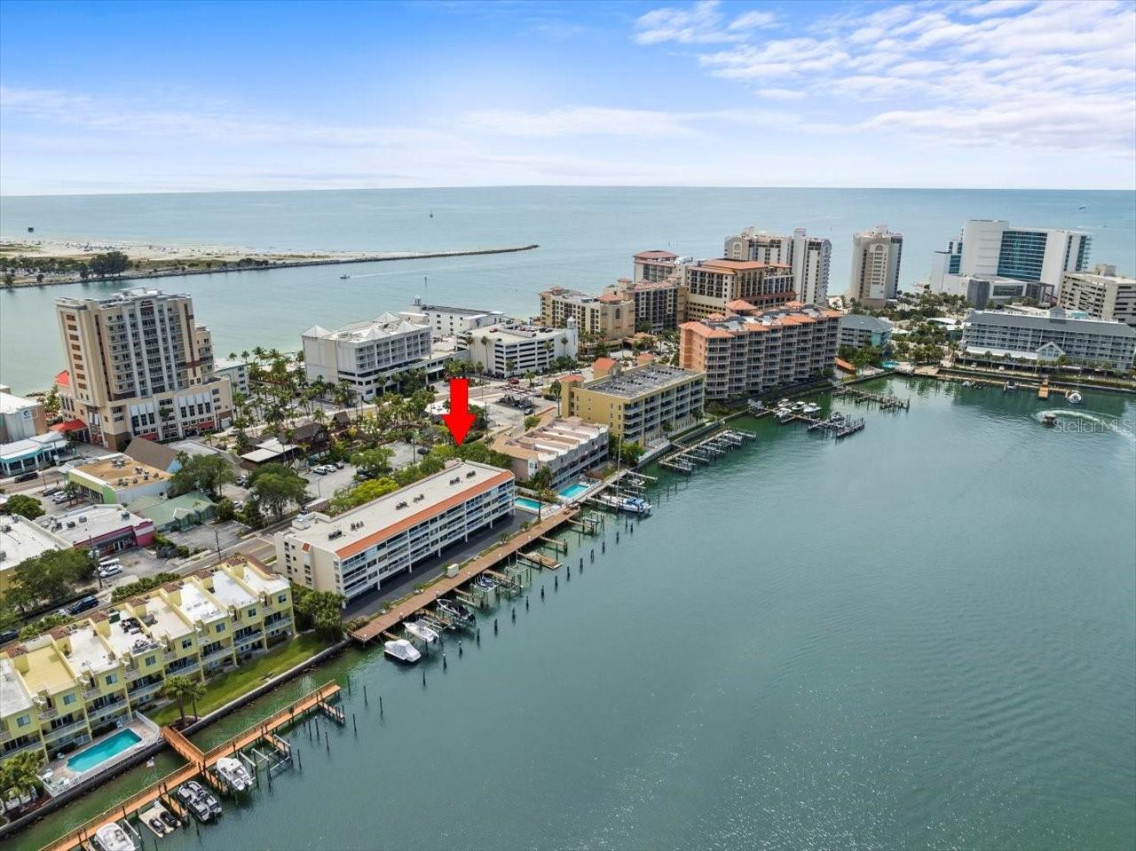 640 BAYWAY BLVD #101