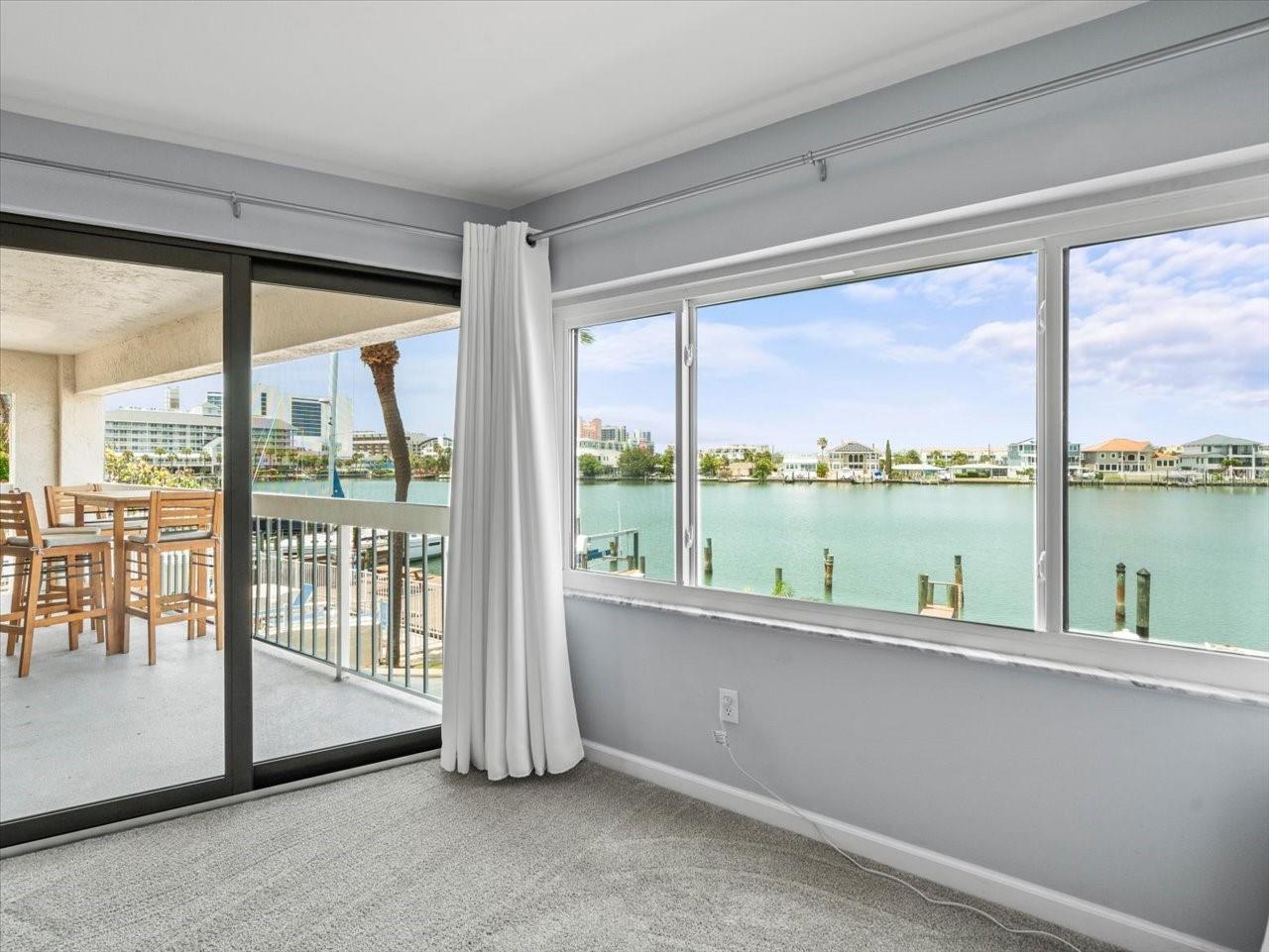 640 BAYWAY BLVD #101