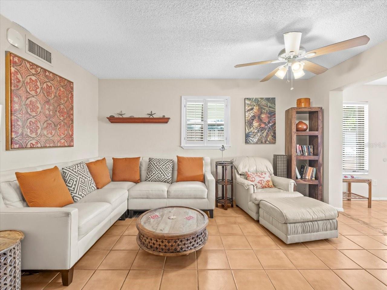 2683 ST JOSEPHS DR E