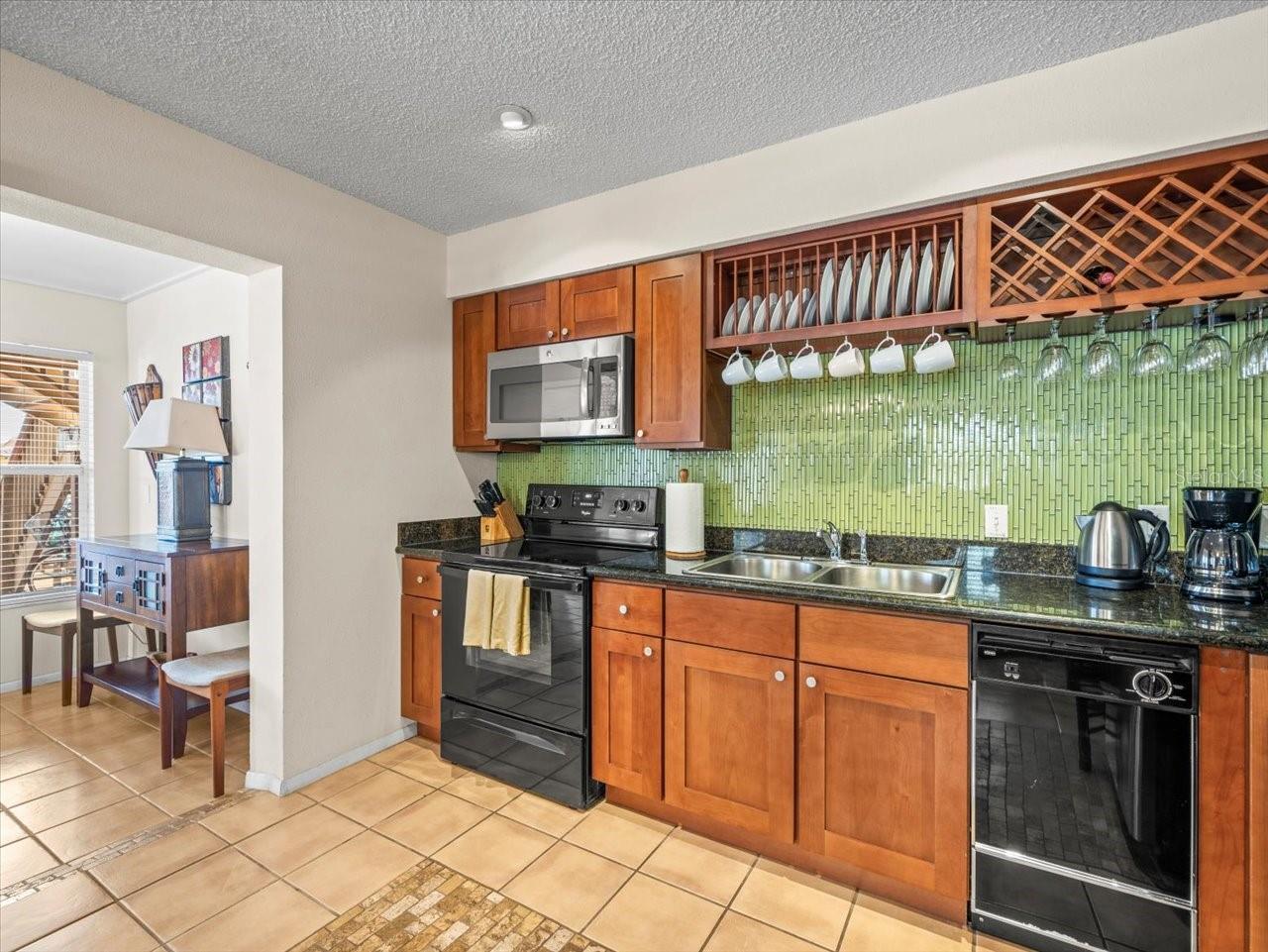 2683 ST JOSEPHS DR E