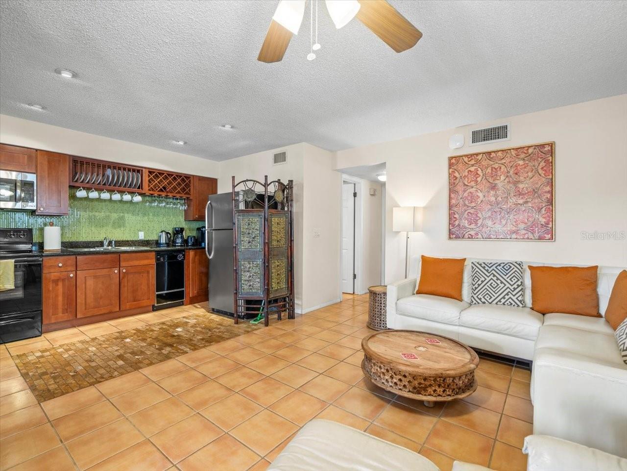 2683 ST JOSEPHS DR E