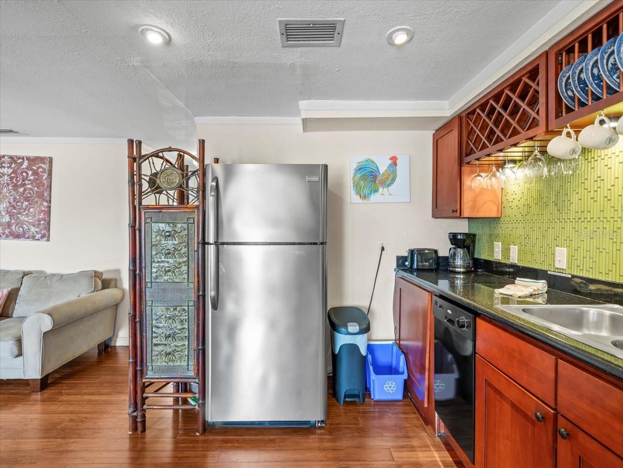 2683 ST JOSEPHS DR E