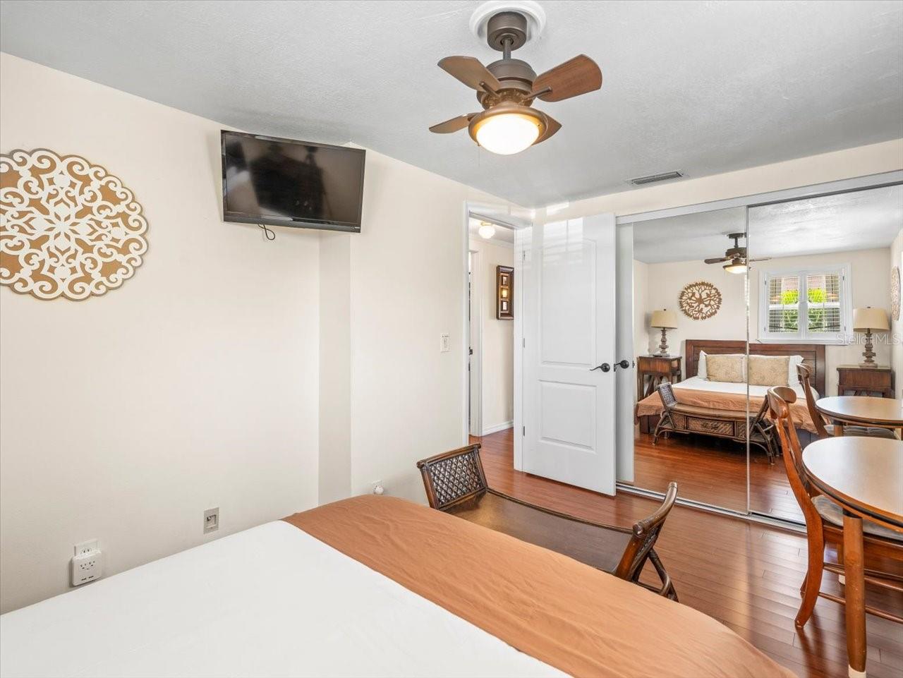 2683 ST JOSEPHS DR E