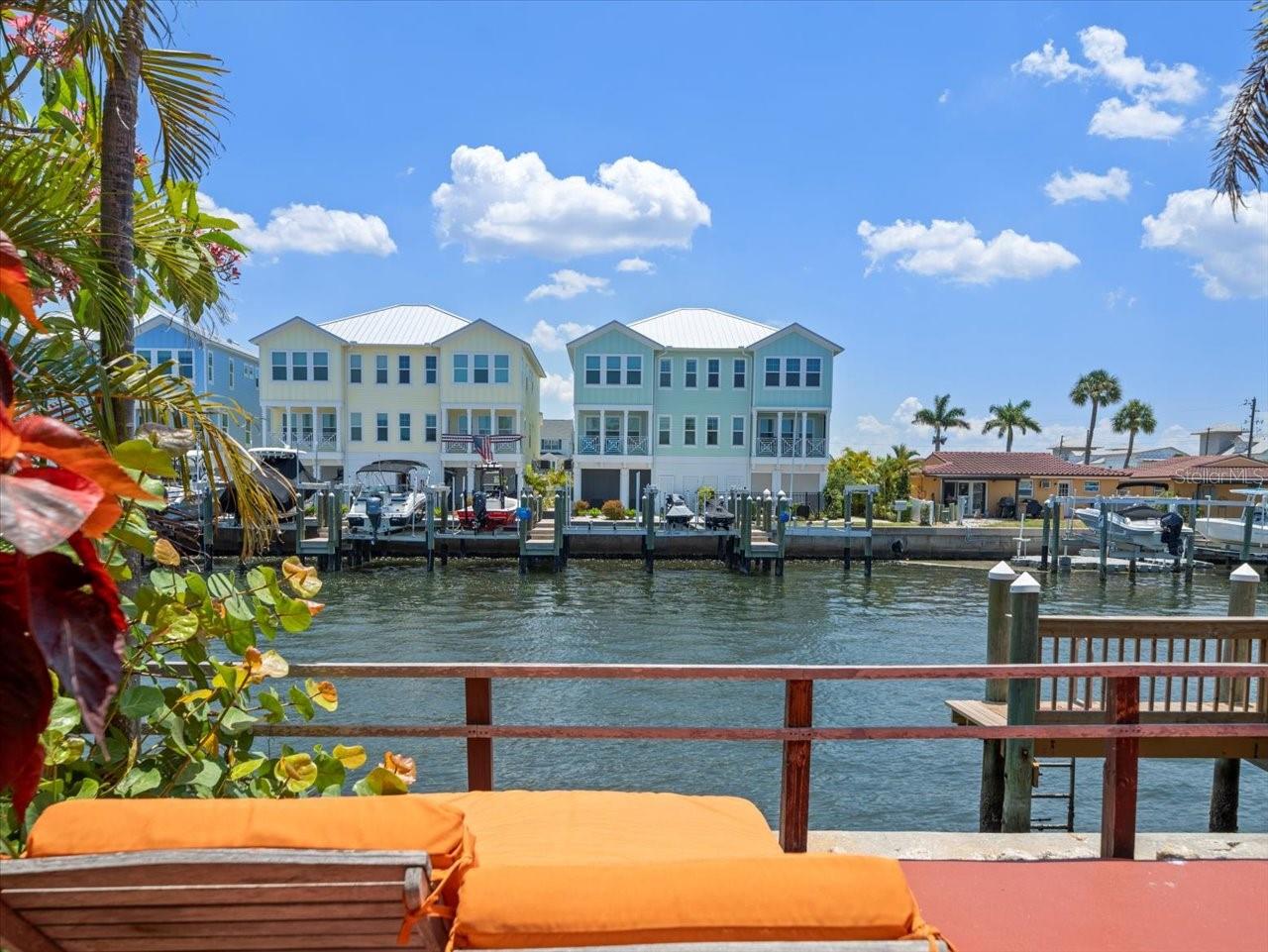 2683 ST JOSEPHS DR E