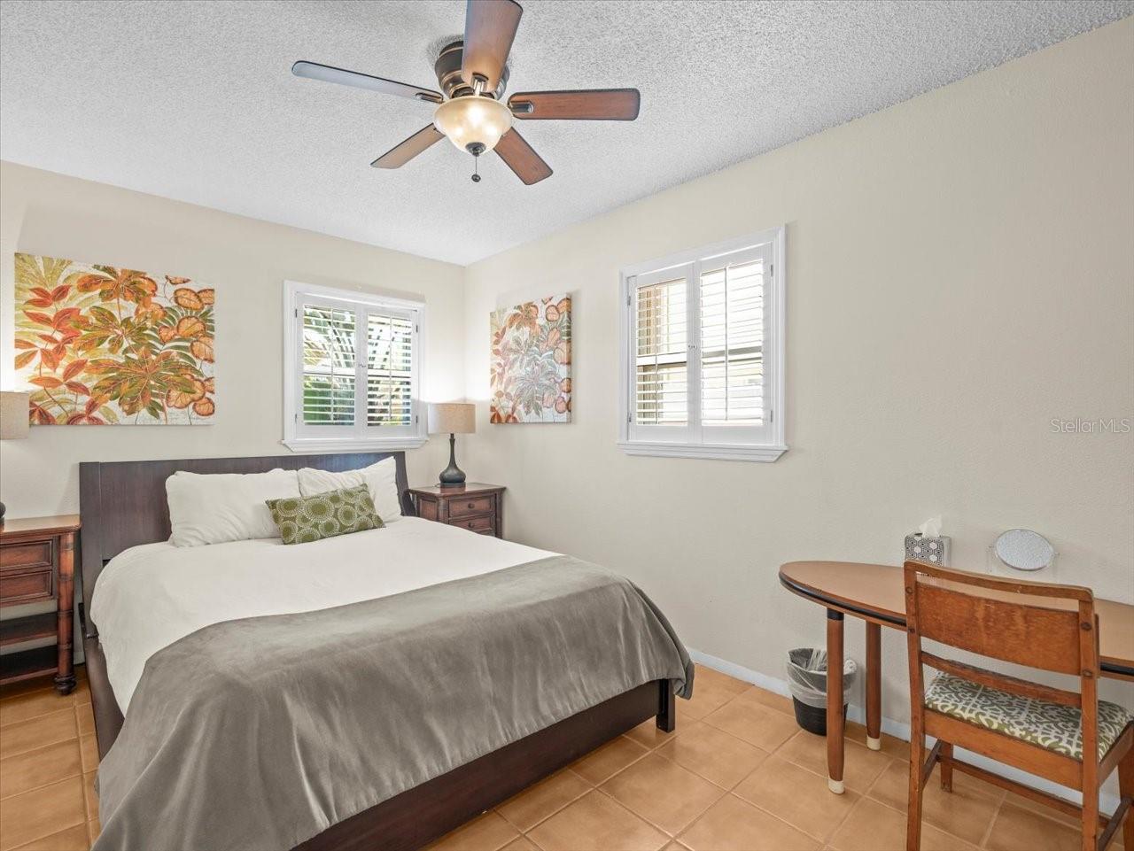 2683 ST JOSEPHS DR E