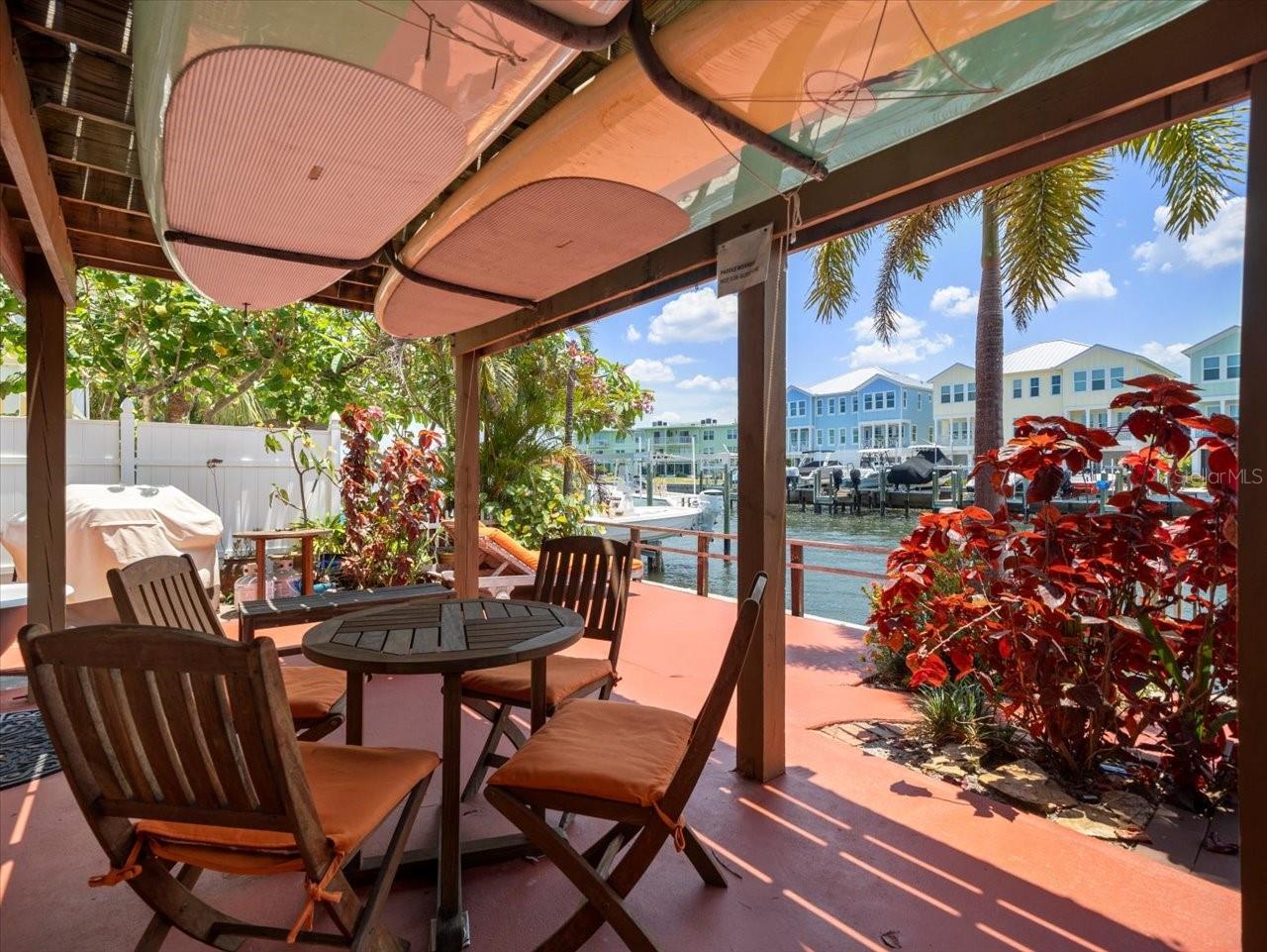 2683 ST JOSEPHS DR E