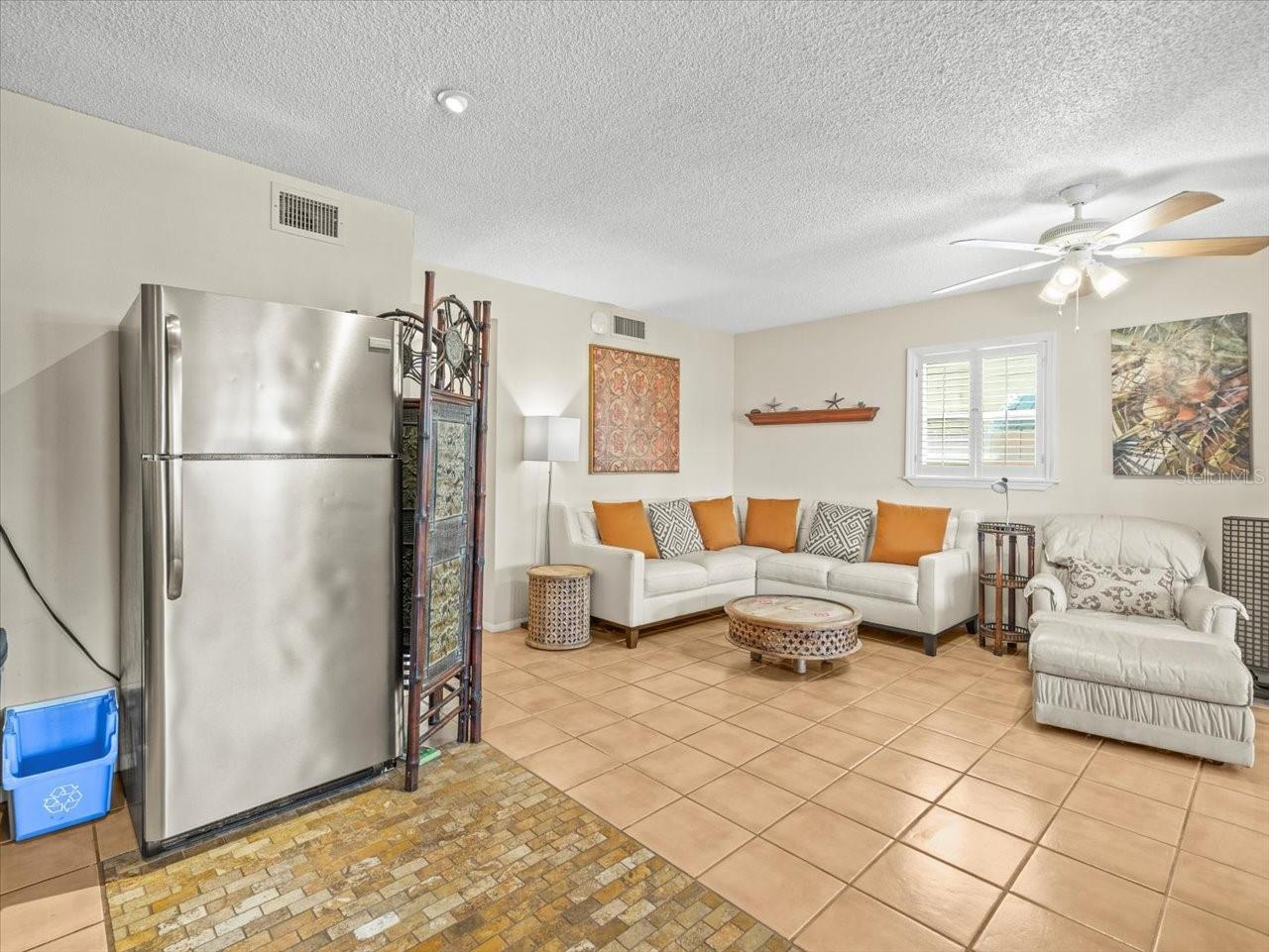 2683 ST JOSEPHS DR E