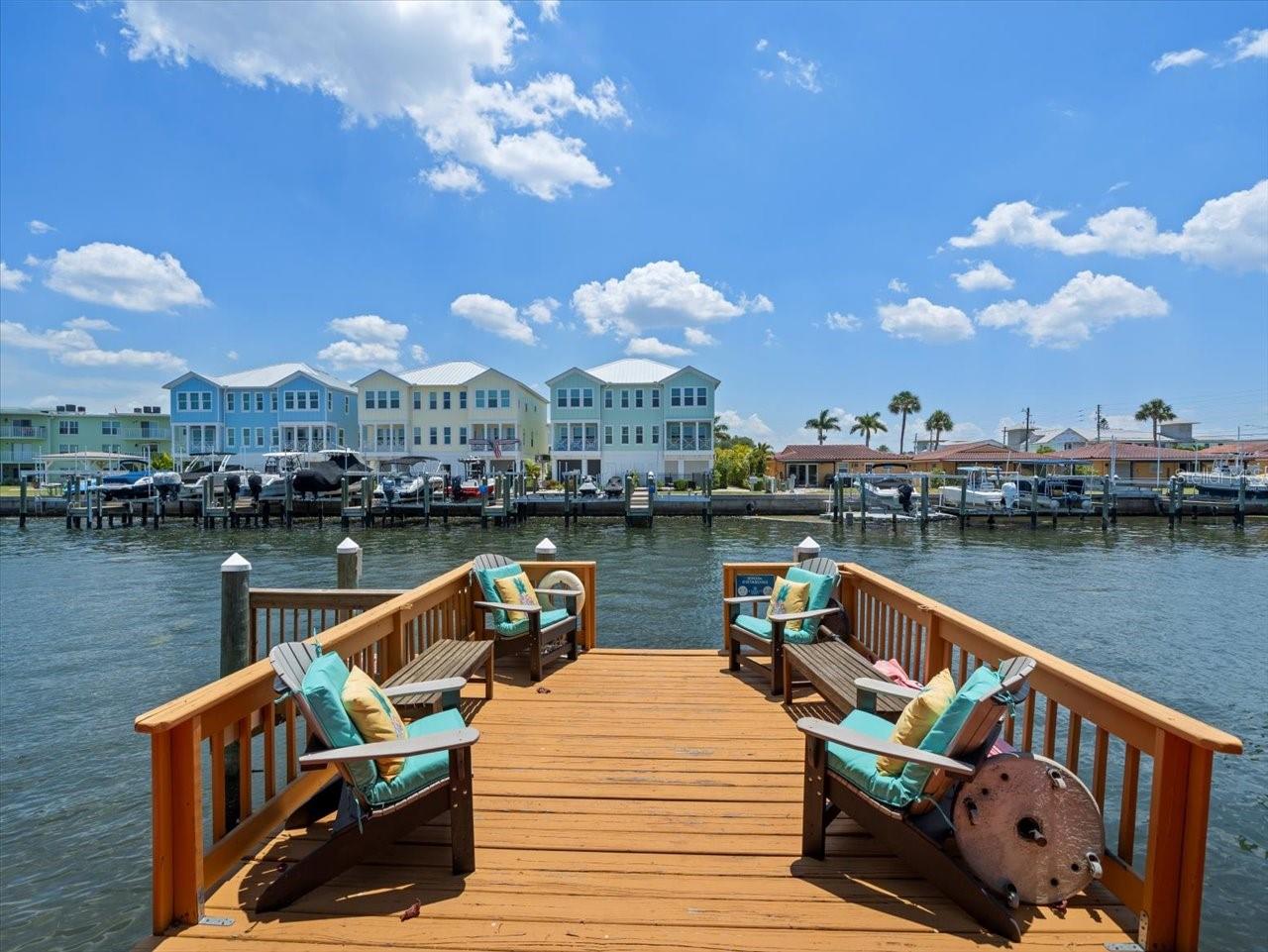 2683 ST JOSEPHS DR E