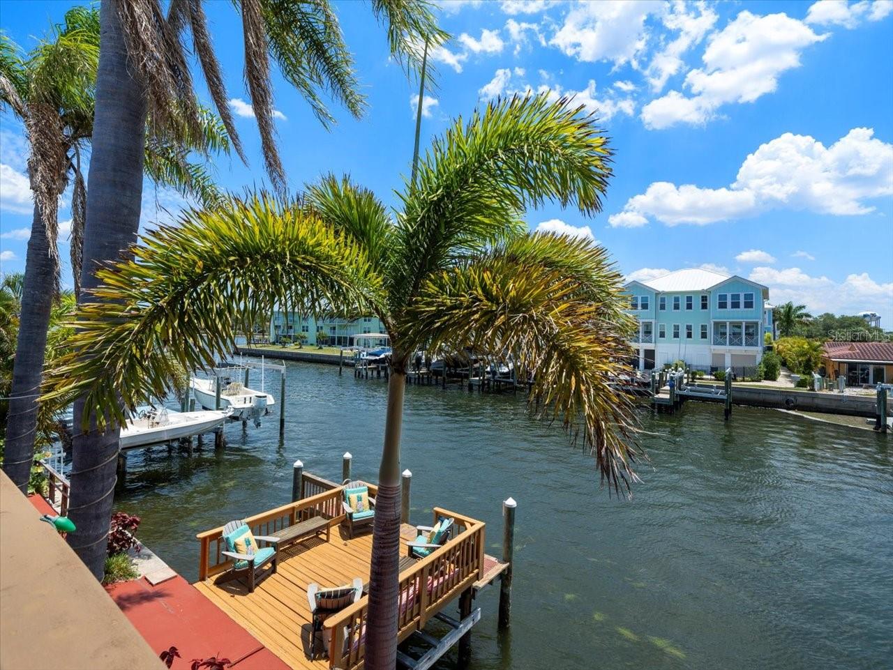 2683 ST JOSEPHS DR E