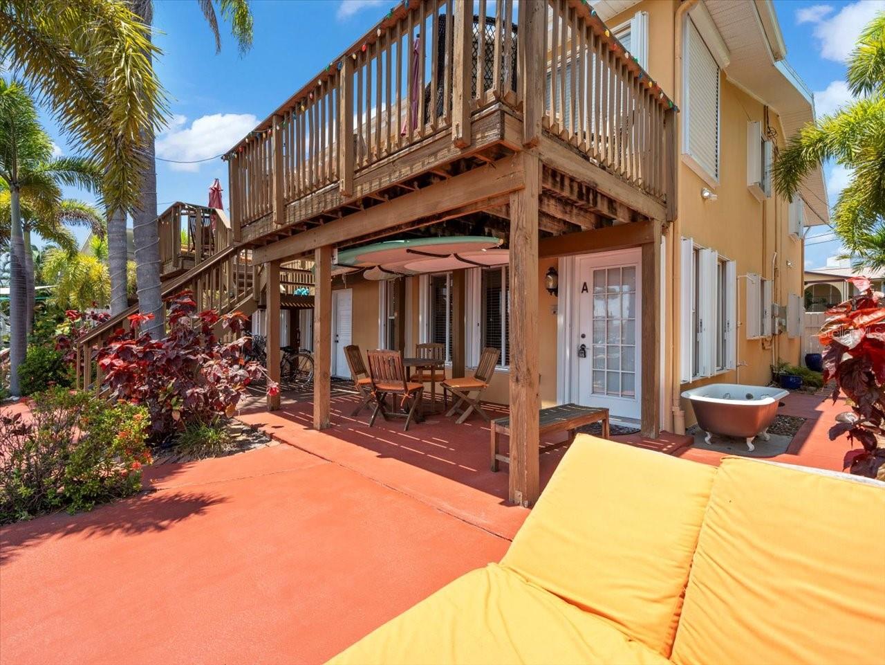 2683 ST JOSEPHS DR E