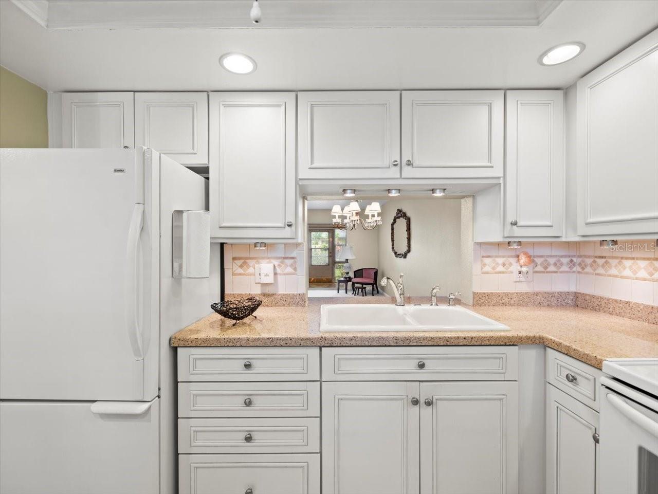 1845 S HIGHLAND AVE #7-1