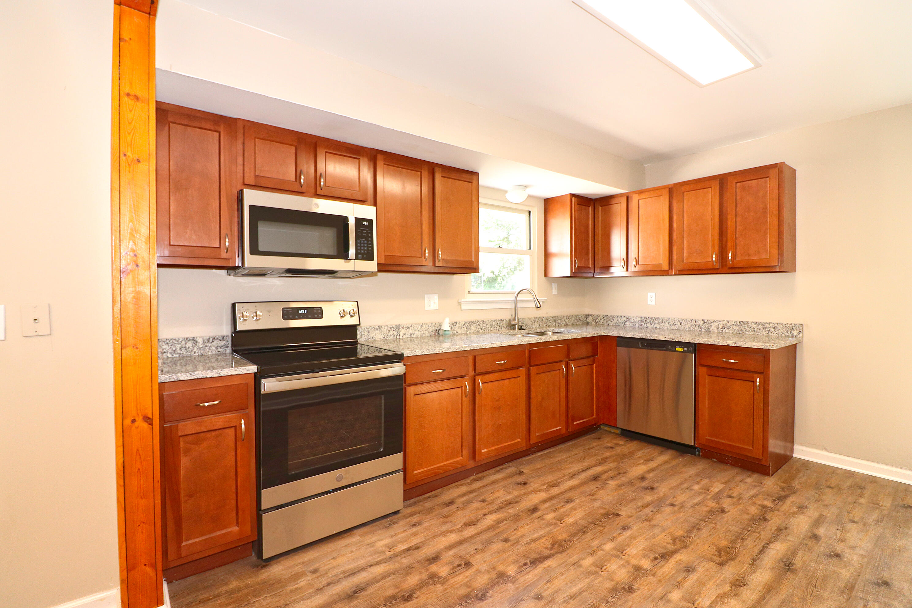 1418 BUENA VISTA BLVD SE