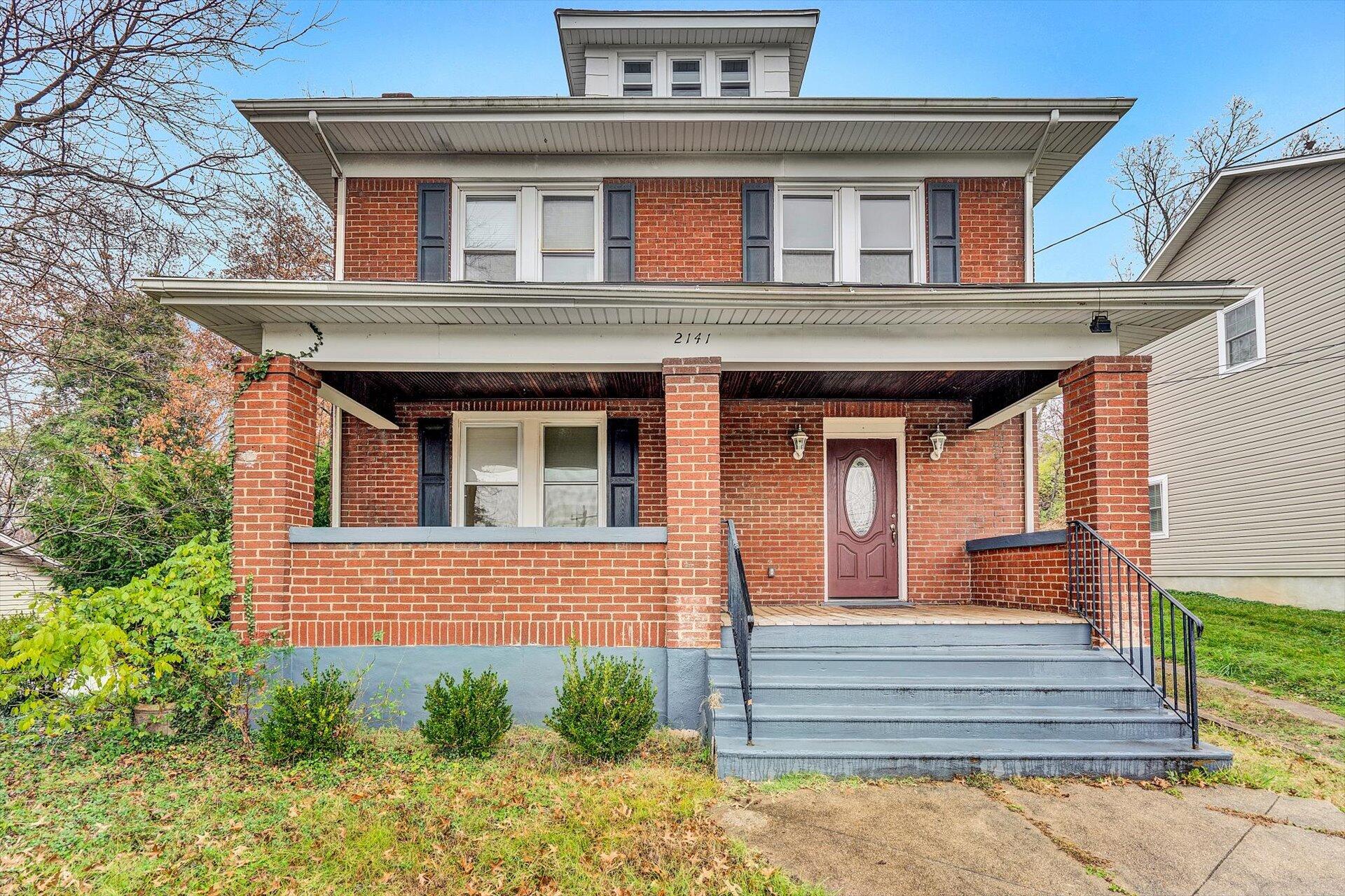 2141 Colgate ST NE