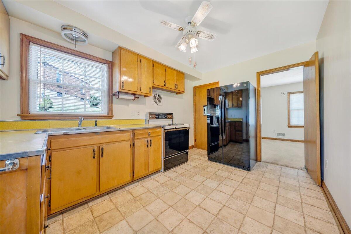 4510 Peach Tree DR NW