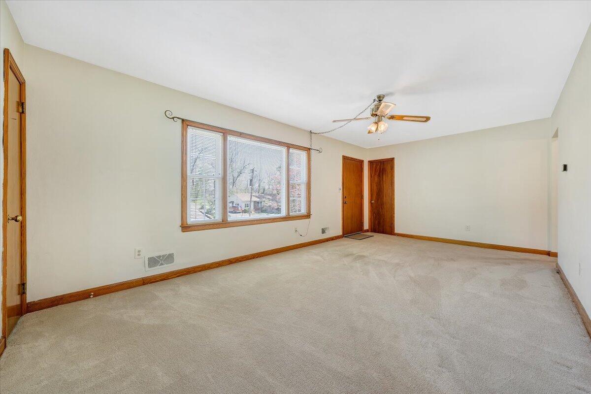 4510 Peach Tree DR NW