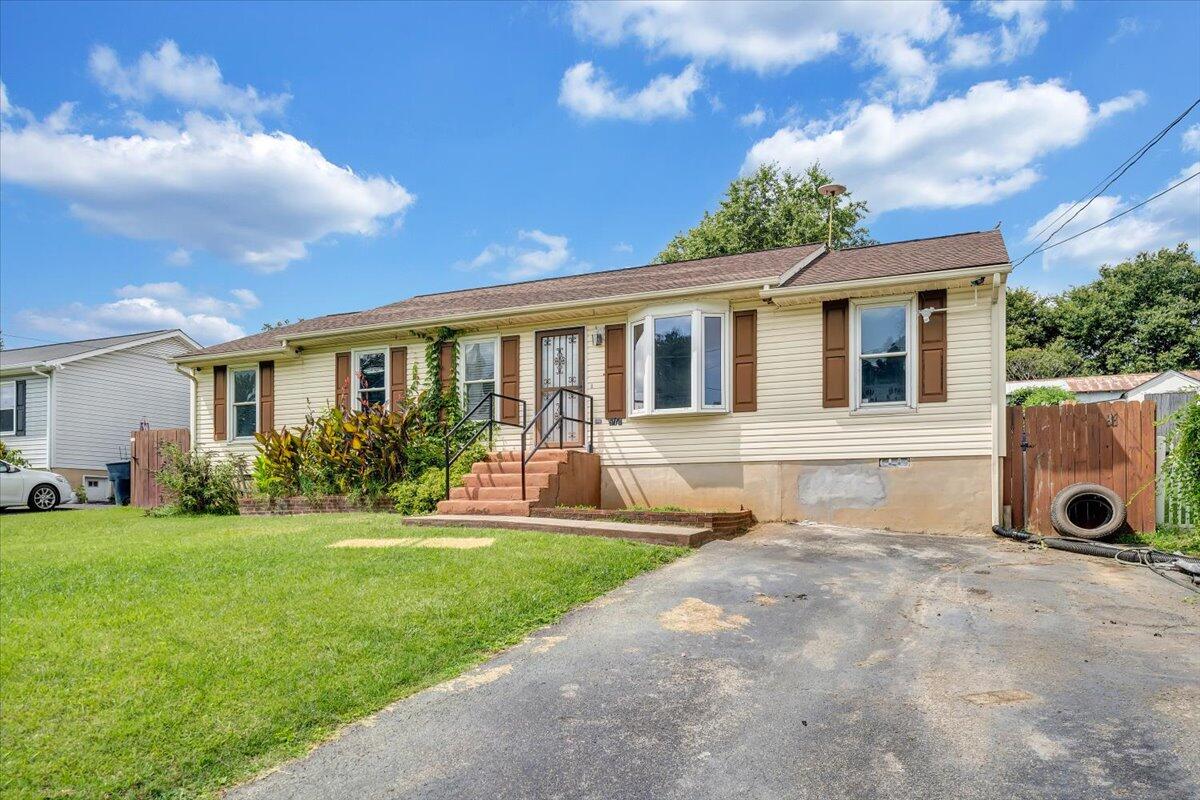 5111 Springfield AVE NW