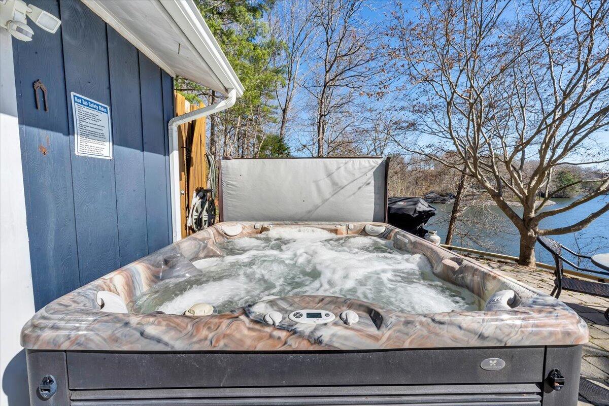 1433 Longview Estates DR Unit: +Lot 7