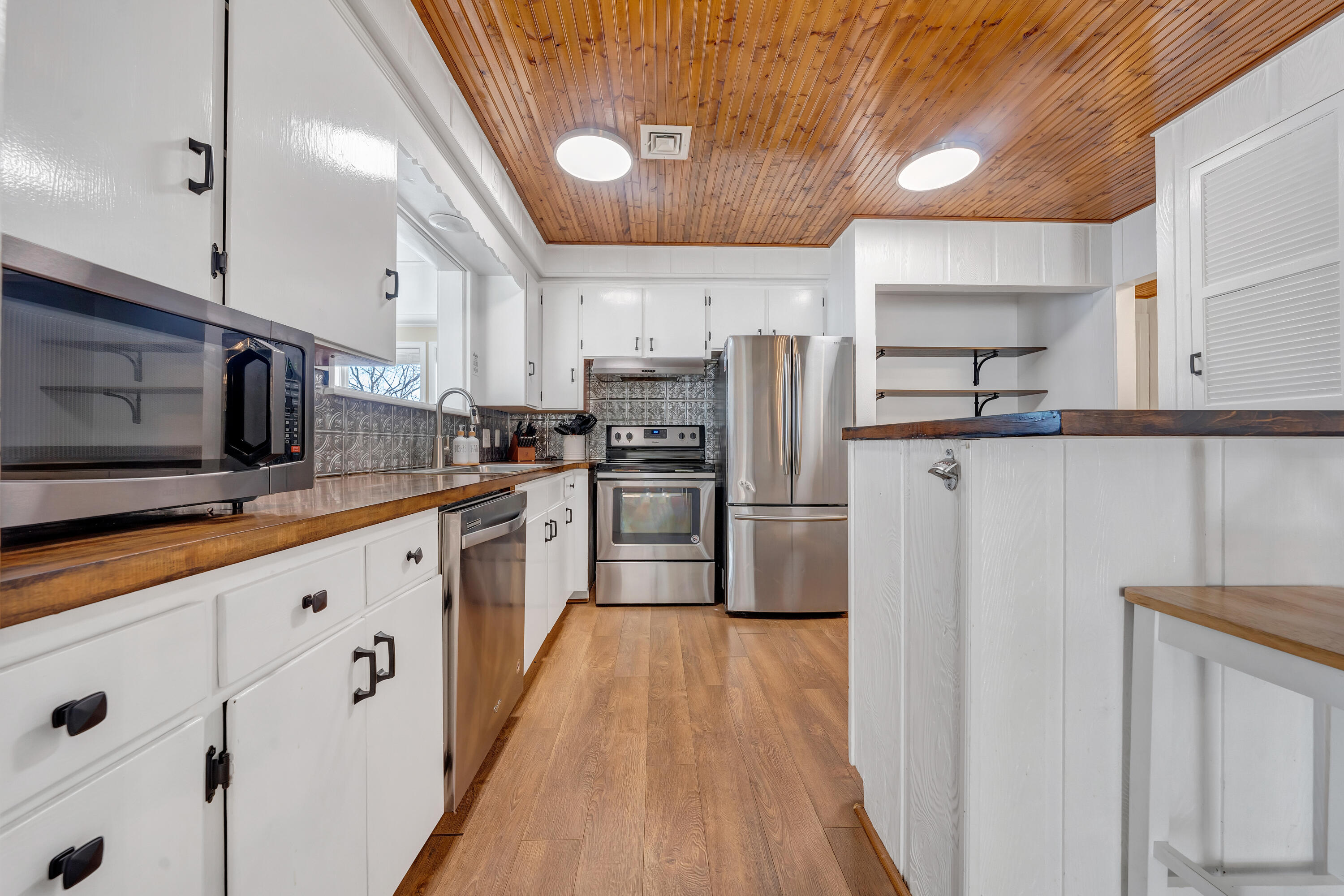 1433 Longview Estates DR Unit: +Lot 7