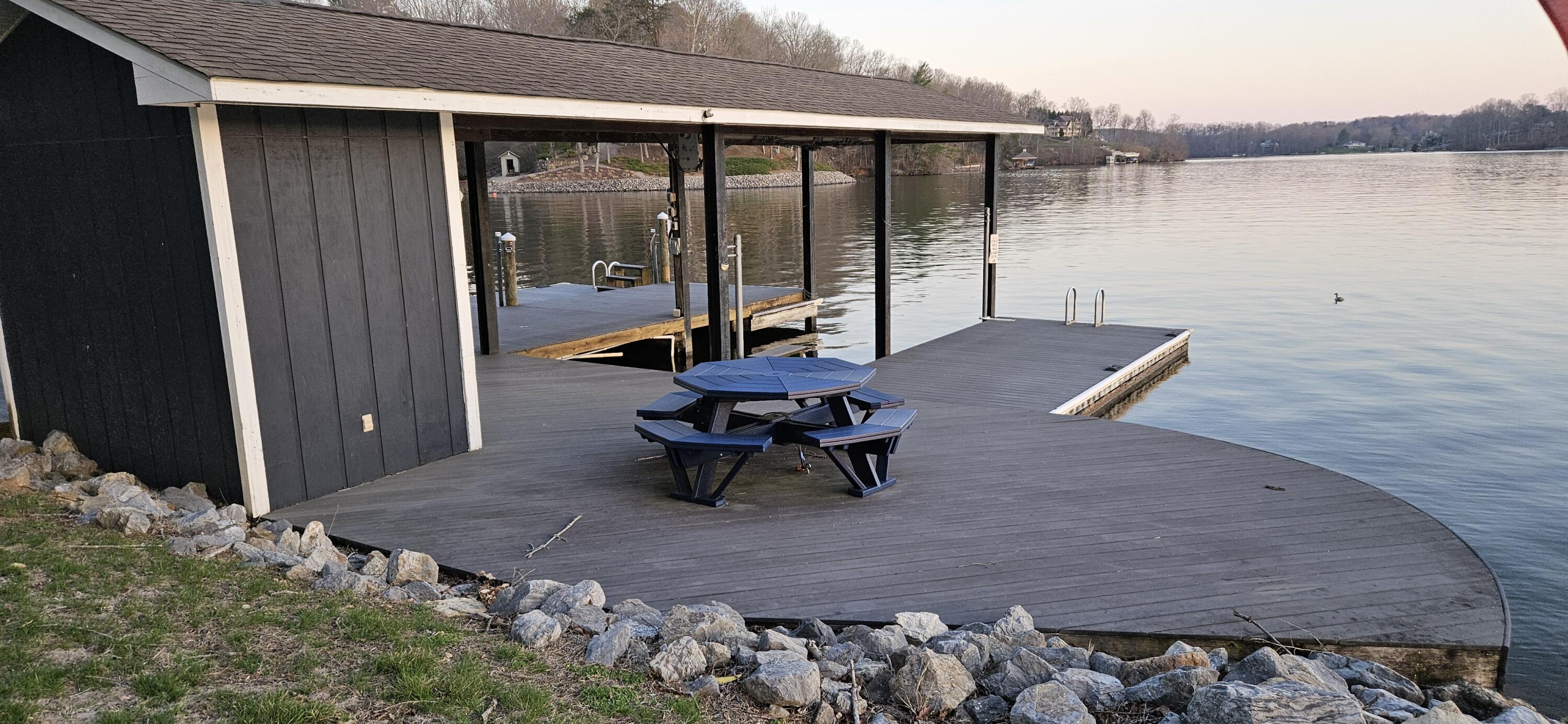 1433 Longview Estates DR Unit: +Lot 7